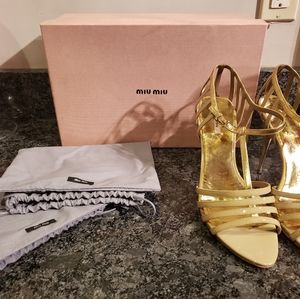 Miu Miu Vernice Glamour Carmello 39.5 with box